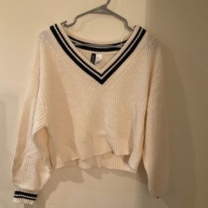 V neck sweater